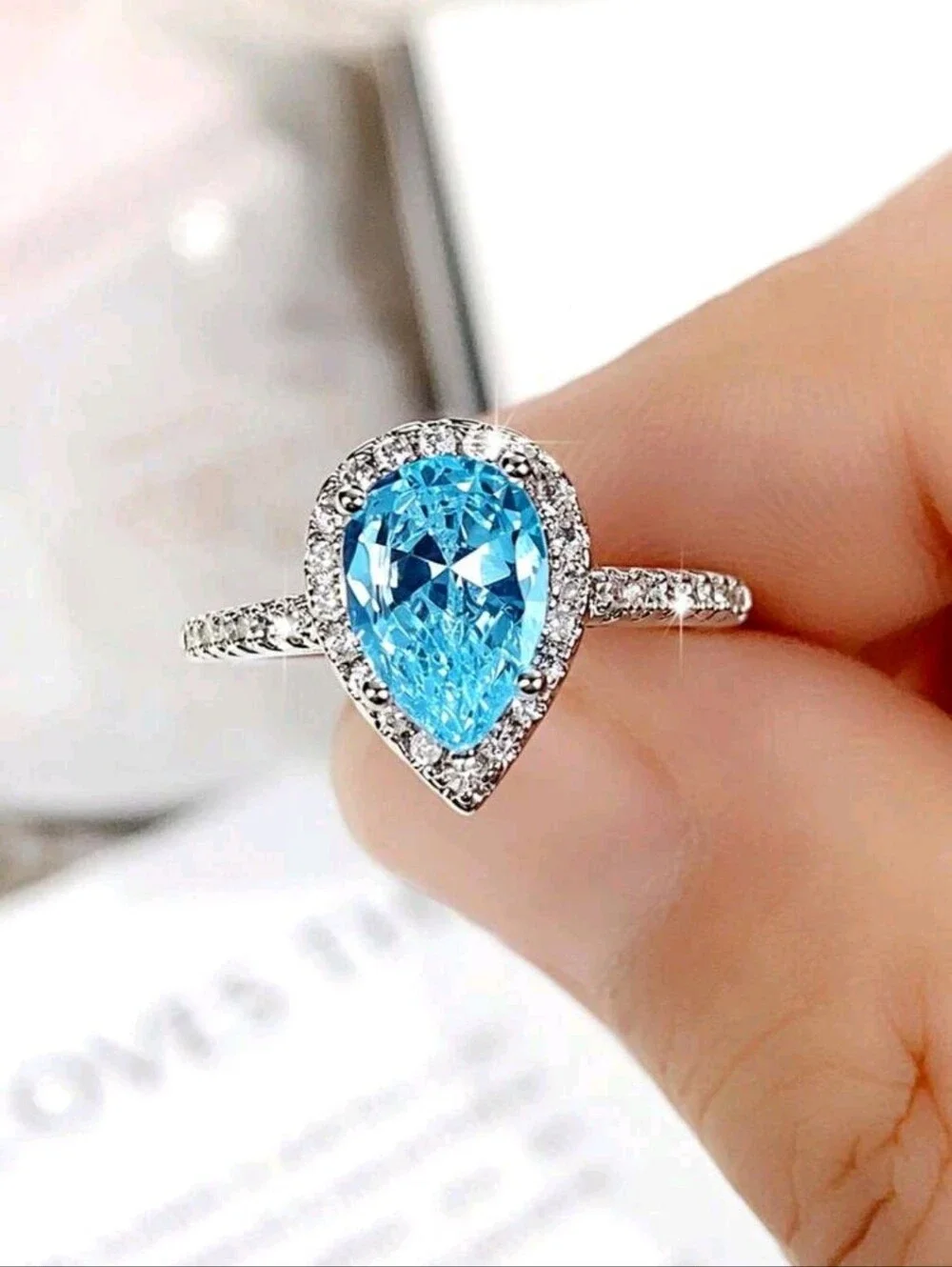 BRAND NEW ** Pear Shape Blue Halo Engagement Ring